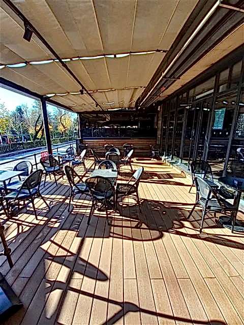 Deck kafe zemin