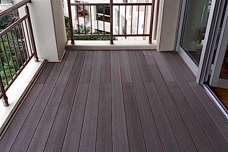 Balkon Zemin Kaplama.